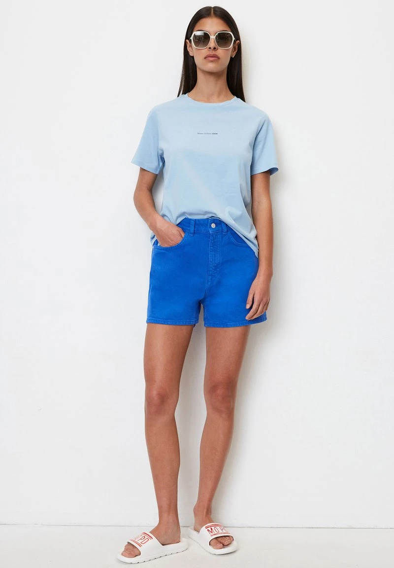 Marc O'Polo DENIM LOGO- REGULAR AUS SOFTEM SINGLE - T-Shirt Basic - Sea Holly 2 Marc O'Polo DENIM LOGO- REGULAR AUS SOFTEM SINGLE - T-Shirt Basic - Sea Holly – Bild 2