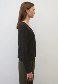 Marc O'Polo V-NECK-CARDIGAN CROPPED AUS HEAVY-WEIGHT-ORG - Strickjacke - Black -Mode Familie f035f685466f498b84b3c6f00a016582