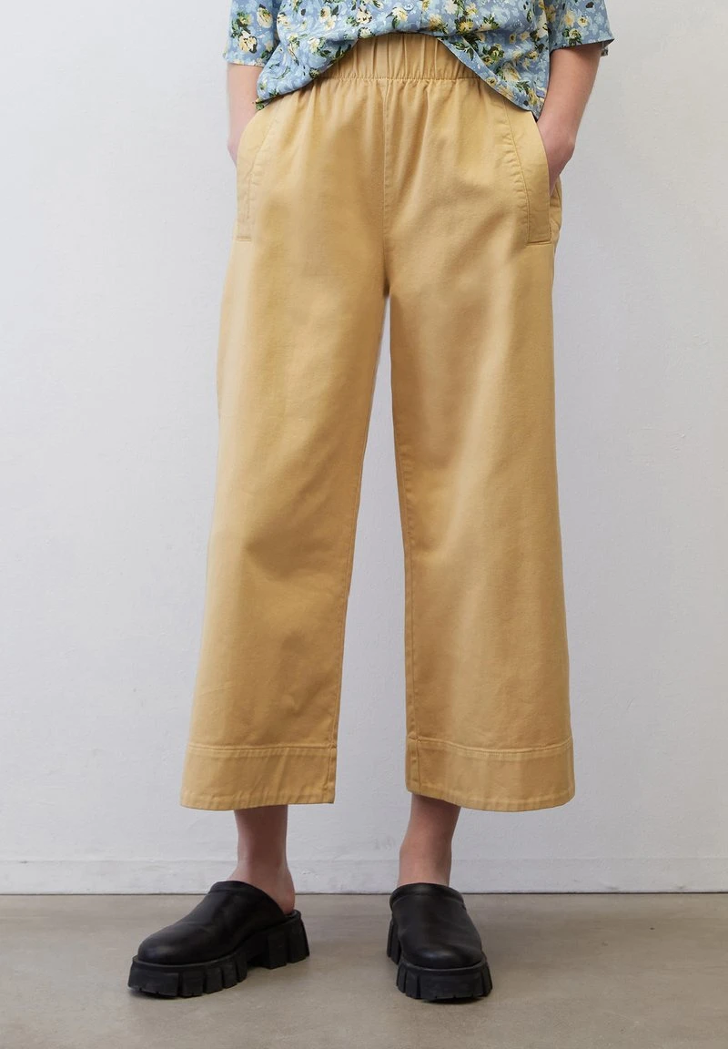 Marc O'Polo DENIM MIT ELASTISCHEM BUND - Stoffhose - Beige 2 Marc O'Polo DENIM MIT ELASTISCHEM BUND - Stoffhose - Beige – Bild 2