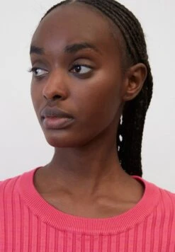 Marc O'Polo DENIM SHAPED AUS - T-Shirt Basic - Fresh Fuschia -Mode Familie f6d9f6342e4949199bf762cb39c88ec1