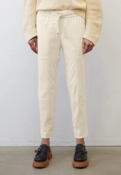 Marc O'Polo TRAVEL MODELL LONTTA AUS - Stoffhose - Chalky Sand 8 Marc O'Polo TRAVEL MODELL LONTTA AUS - Stoffhose - Chalky Sand -Mode Familie fc3bc39b6aae489a841fcb17443be3f5