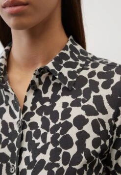 Marc O'Polo ALLOVER PRINT REGULAR - Hemdbluse - Multi Black 8 Marc O'Polo ALLOVER PRINT REGULAR - Hemdbluse - Multi Black -Mode Familie fcd0bf517feb410ba034c563c19dc991